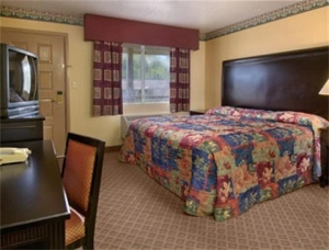 Ramada Inn & Suites Nashville Airport North 04.[1]